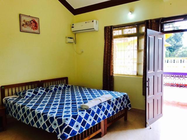 Lobo'S Guesthouse Cavelossim Luaran gambar
